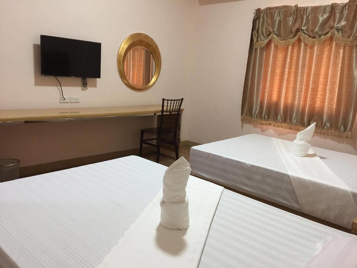 Meaco Royal Hotel - Lipa Lipa City Esterno foto